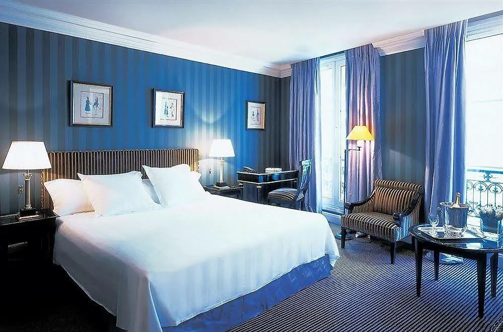دي إيستريس 4* باريس